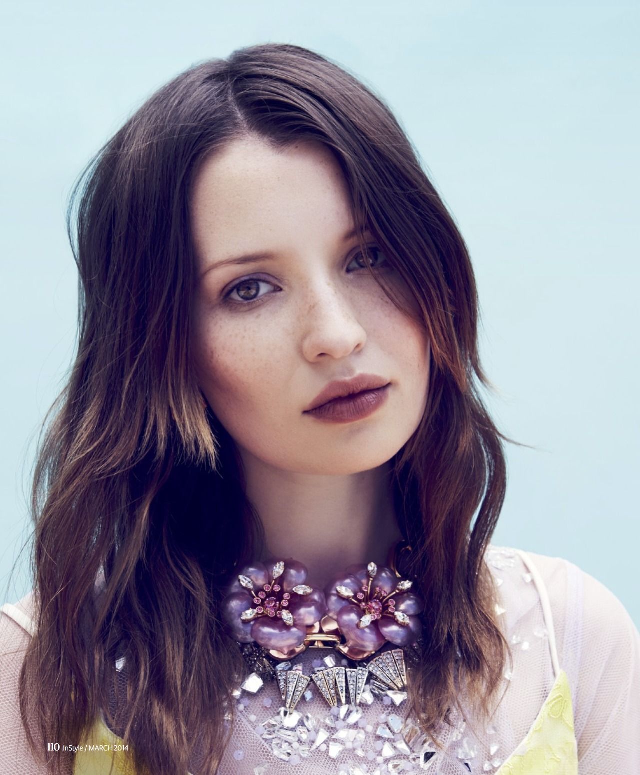 emily-browning-instyle-magazine-australia-march-2014-issue_4.jpg