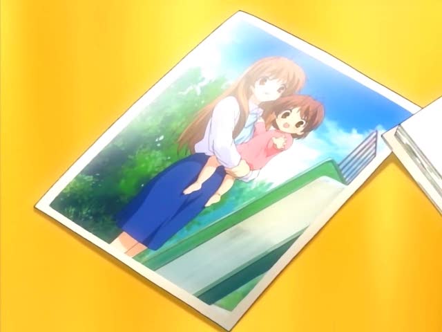 nagisa-as-child-with-mother.jpg