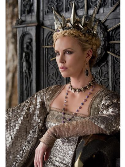 snow-white-and-the-huntsman-movie-image-charlize-theron-2.jpg