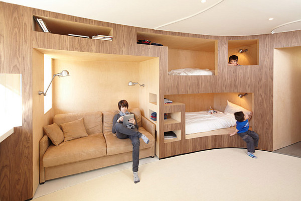 Innovative-wooden-wall-with-several-bunk-beds.jpg