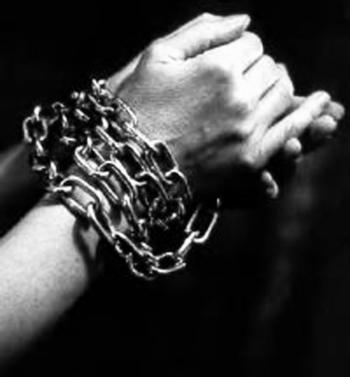Chains_____by_LadyInBlack.jpg