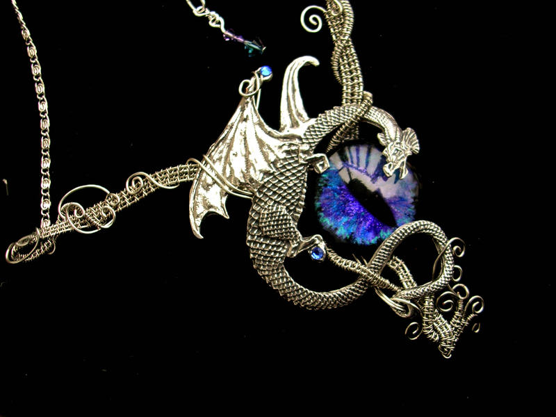 blue_and_violet_dragon_necklace_by_ladypirotessa-d5utvqy.jpg
