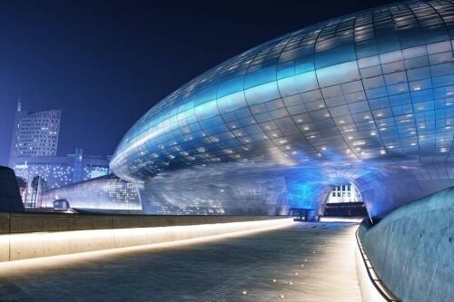 Futuristic-Architecture-Zaha-Hadid-Dongdaemun-Design-Plaza-Seoul-South-Korea-Future-Architecture-09.jpg
