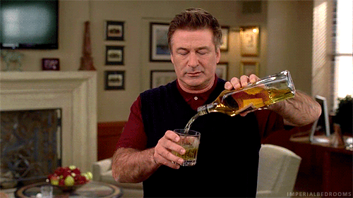 Jack-Donaghy-Pouring-Alcohol-Loop-30-Rock.gif