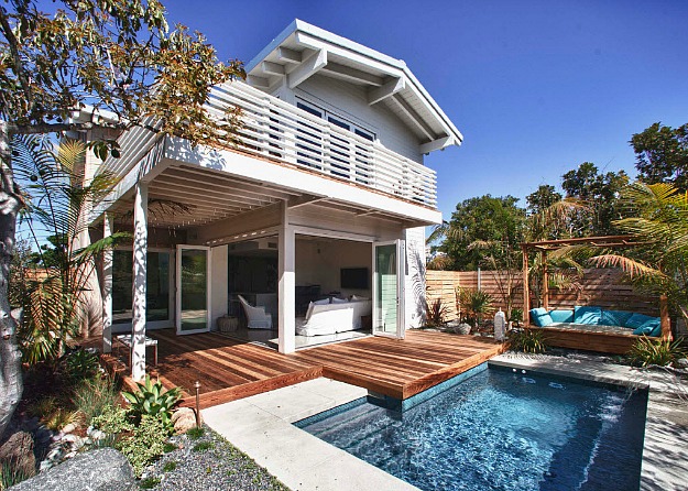 Dwell-Modern-beach-house-Nadel.jpg