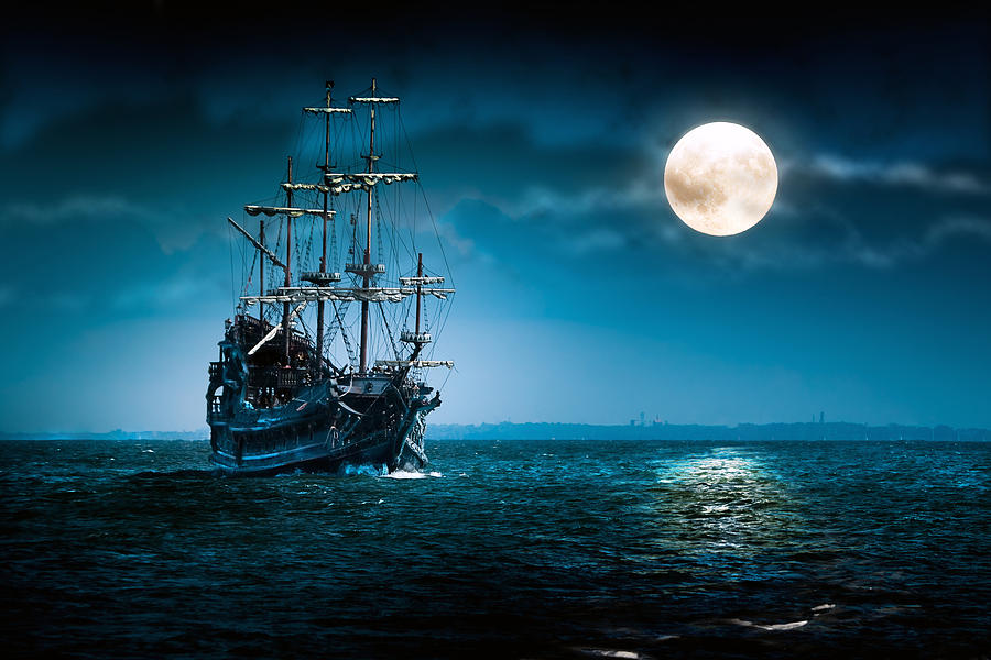ship-in-moonlight-adrienn-jecs.jpg