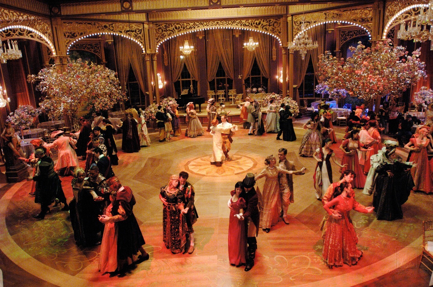 Enchanted-Ballroom-BTS-enchanted-13461893-1450-963.jpg