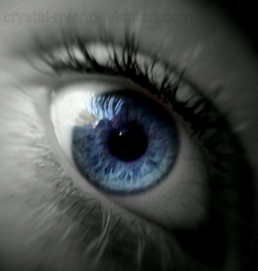 icy_blue_eyes_by_crystal_river-d33apl4.jpg