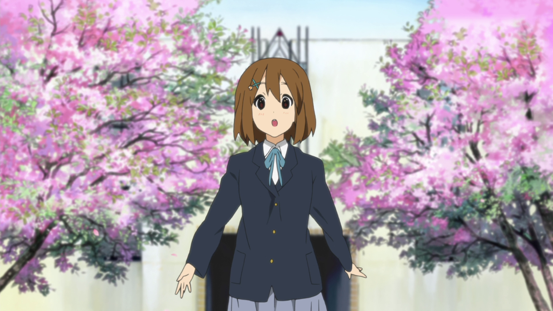 Yui_under_cherry_trees.png