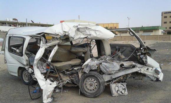 File%20photo%20shows%20a%20van%20totally%20wrecked%20during%20an%20accident%20in%20Abqaiq..jpg