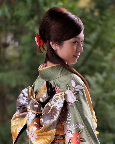 kimono-dress.jpg