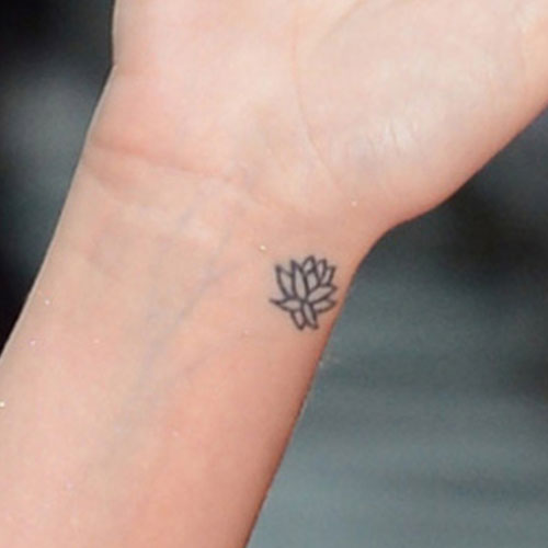 katy-perry-lotus-wrist-tattoo.jpg