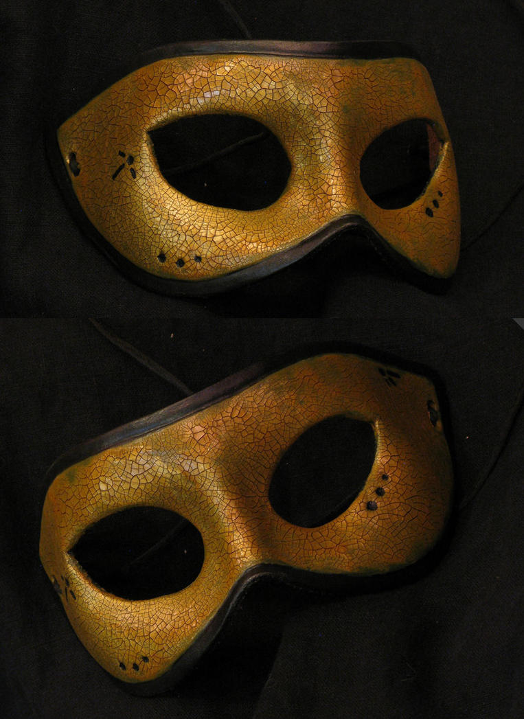 bronze_crackle_mask_by_danaan_dewyk-d4fct13.jpg