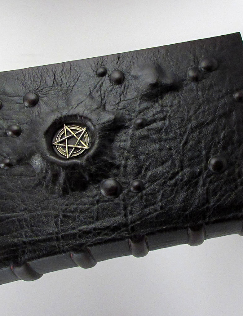 grimoire_of_the_witches_by_millecuirs-d65csee.jpg