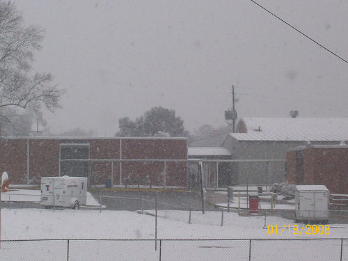 Thorsby_High_School_in_snow.jpg