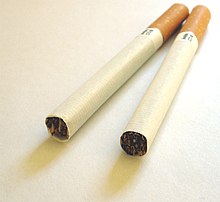 220px-Zwei_zigaretten.jpg
