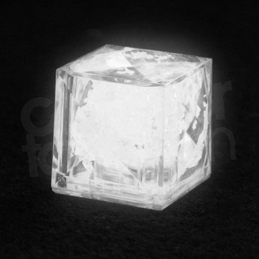 flashing-ice-cubes-15_1.jpg