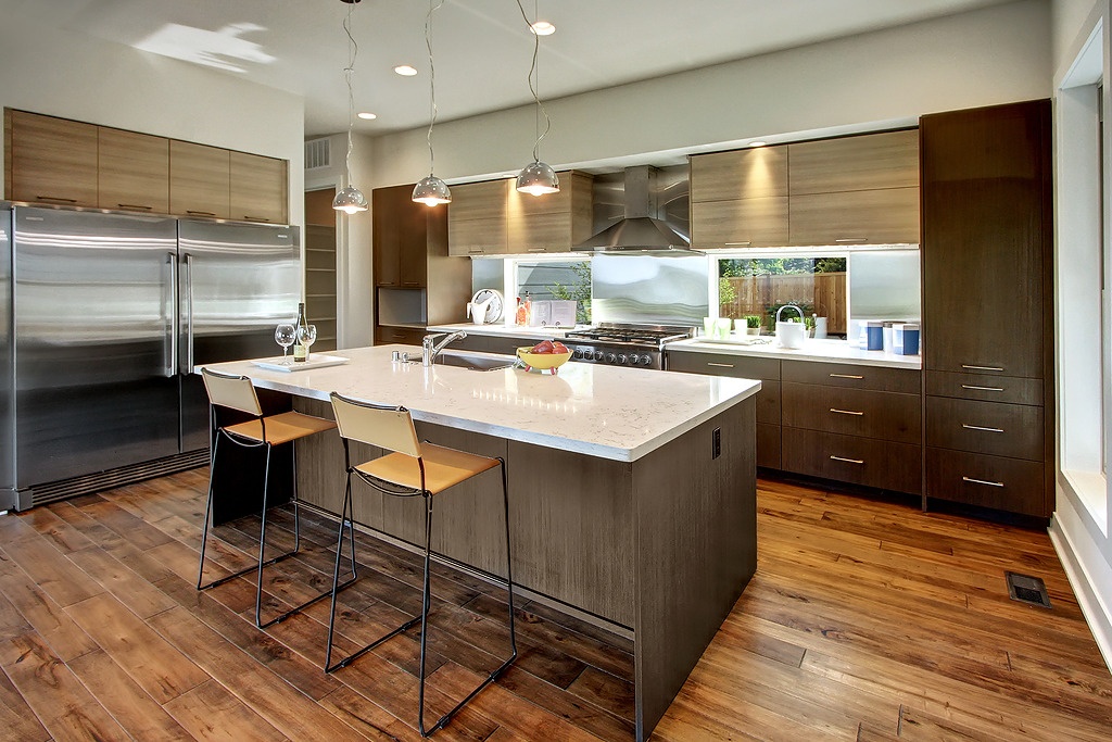Modern-Kitchen-with-Armstrong-Flooring.jpg