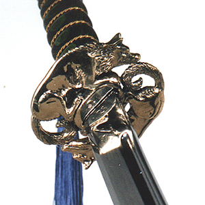 24-eastern-wolf-sword-swords-featured.jpg