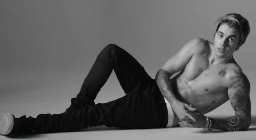 Justin-Bieber-Calvin-Klein-Ad-Spoof-Comedy-Central-Roast-Photo-2015.png