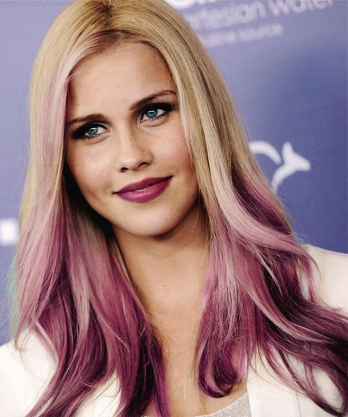 557011940a8b3f12eaff488b65983bb2--hairstyles-for-round-faces-claire-holt.jpg