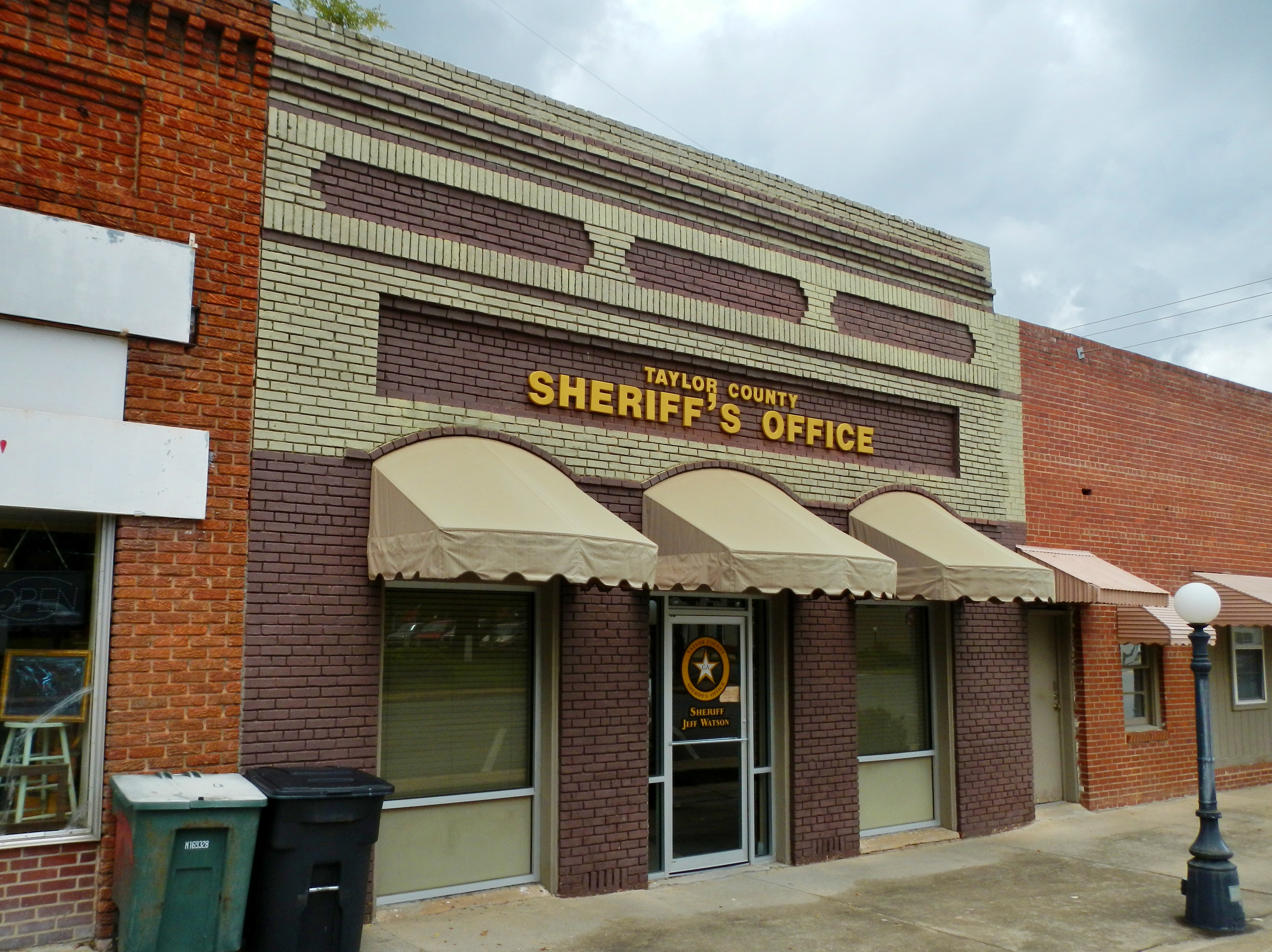 Taylor_County,_GA_Sheriff's_Office.JPG